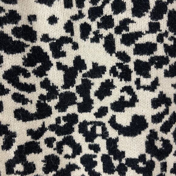 Molly Bracken Animal Print Sweater Womens Small Medium Black Long Sleeve Knit - Picture 10 of 10